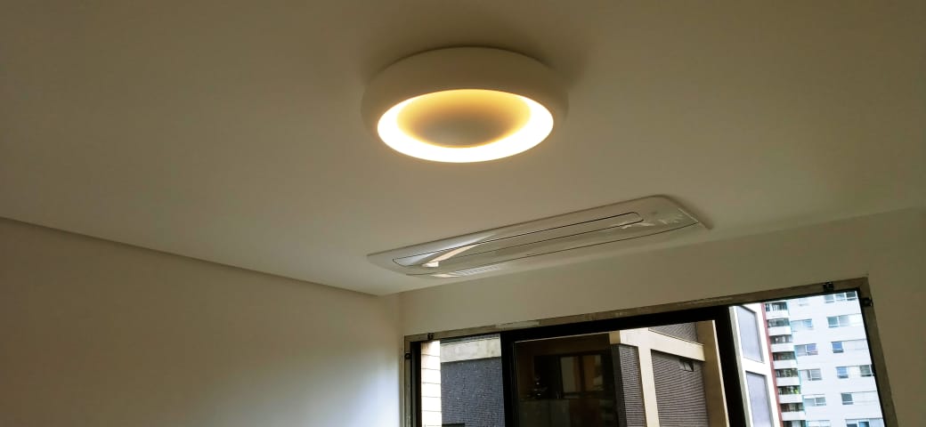 Luminária e iluminação de teto — foto de trabalho enviada por Leonel